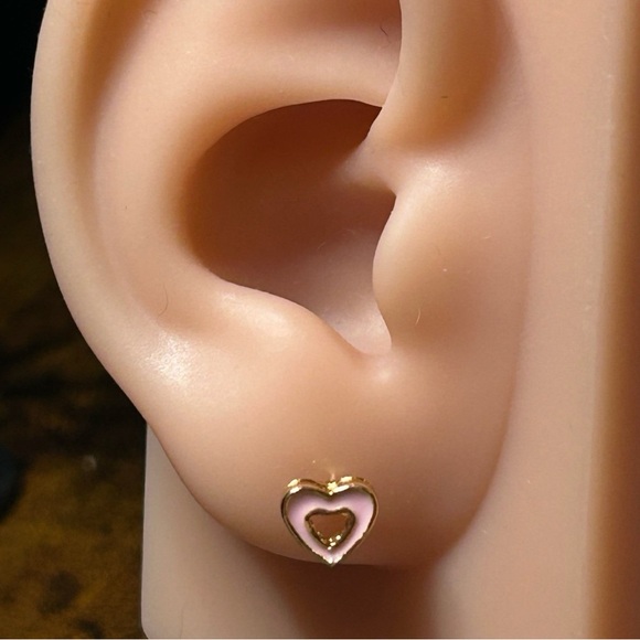 Jewelry - ❤️ ⭐ Gold and Pink Heart Earrings